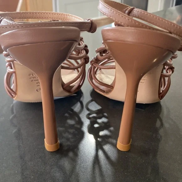 Schutz “deep nude” heel - Picture 8 of 10